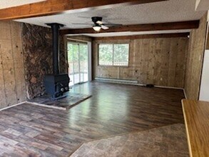 22401 Rhine River Dr E in Sonora, CA - Building Photo - Building Photo
