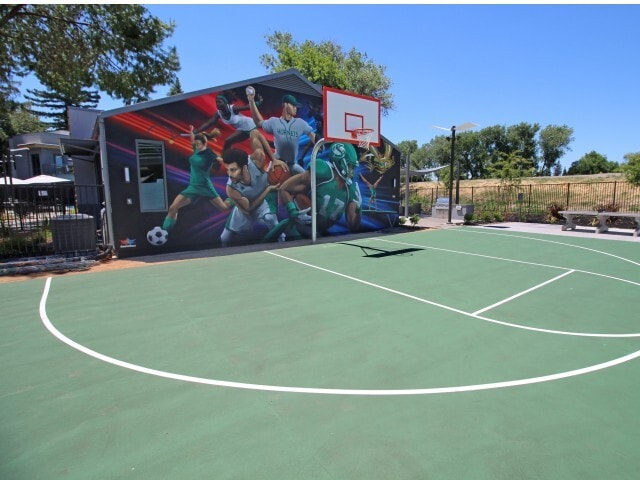 University River Village in Sacramento, CA - Building Photo - Building Photo