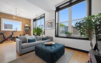 1727 N Clybourn Ave in Chicago, IL - Building Photo - Building Photo