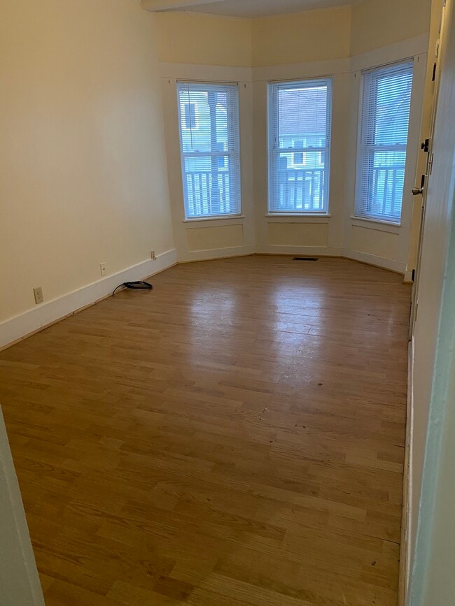 75 Prospect St, Unit 75-2 in Barre, VT - Building Photo - Building Photo