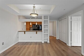 800 S Dakota Ave, Unit 315 in Tampa, FL - Foto de edificio - Building Photo