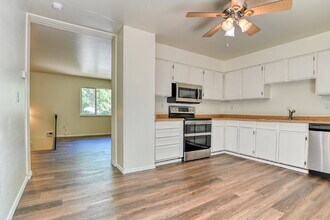 4775 S Splendid Cir in Colorado Springs, CO - Building Photo - Building Photo