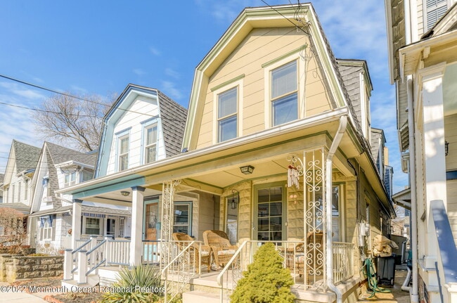 property at 93 Mt Hermon Way