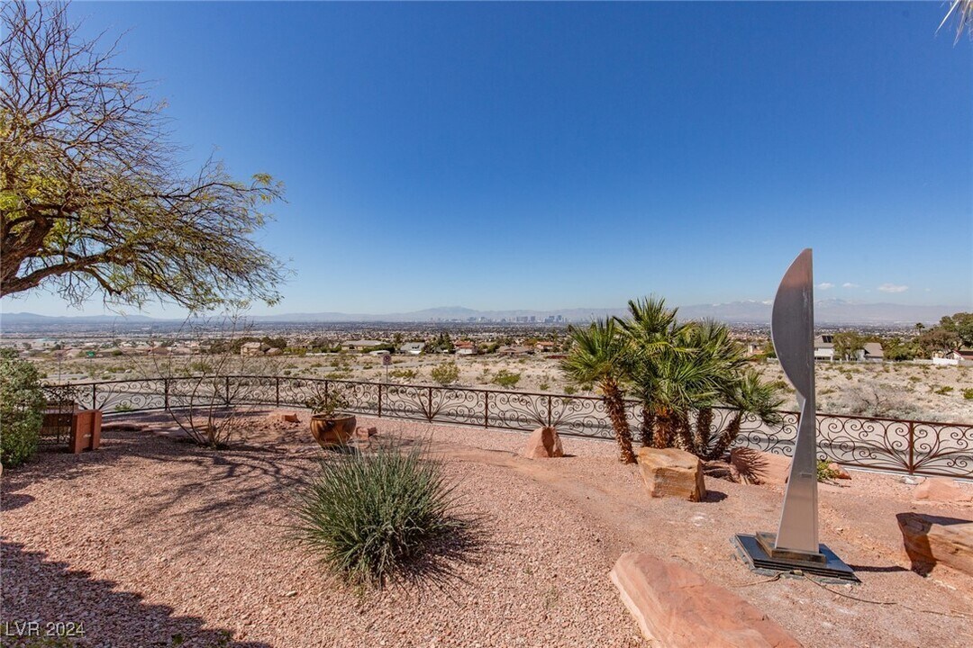 440 Probst Way in Las Vegas, NV - Building Photo