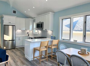 44 Oswego Ave in East Atlantic Beach, NY - Building Photo - Building Photo