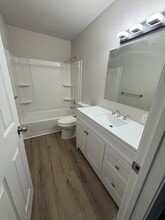Terra Hiram in Hiram, OH - Foto de edificio - Building Photo