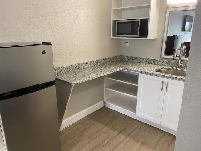 property at 4645 N Socrum Loop Rd