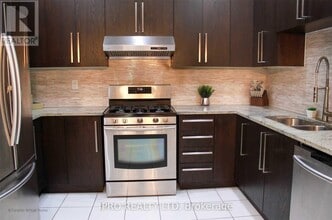 38 Wasaga Rd in Brampton, ON - Building Photo - Building Photo