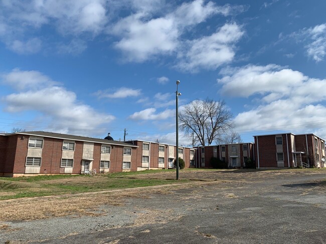 Renaissance Park in Milledgeville, GA - Building Photo - Building Photo