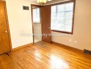 122 Marshall St in Clarksburg, WV - Building Photo - Building Photo