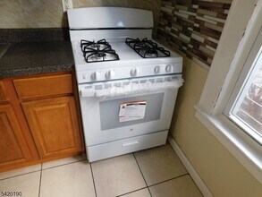 282 Renner Ave in Newark, NJ - Building Photo - Building Photo