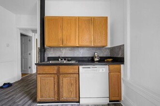 718 E Pearson St in Milwaukee, WI - Building Photo - Building Photo