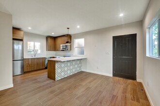 1106 5th Ave, Unit 3 in Los Angeles, CA - Foto de edificio - Building Photo