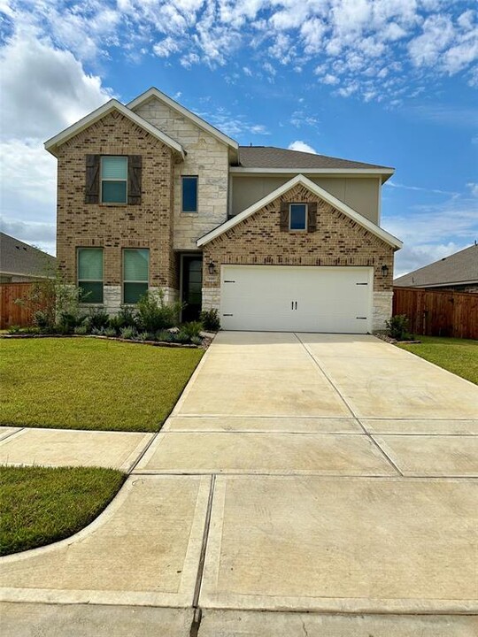 27107 Coneflower Daisy Wy in Hockley, TX - Foto de edificio