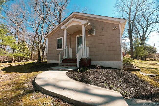 property at 109 South Terrace