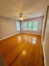 1822 N Luna Ave, Unit 2 in Chicago, IL - Foto de edificio - Building Photo