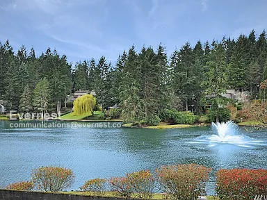 6260 139th Ave NE in Redmond, WA - Building Photo