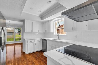 11110 Sageknight Dr in Houston, TX - Building Photo - Building Photo