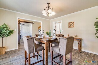 8301 Brewer Ln in Salado, TX - Building Photo - Building Photo