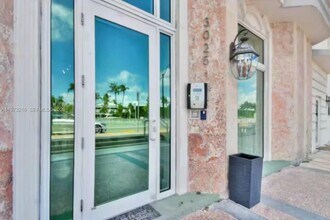 3025 Indian Creek Dr in Miami Beach, FL - Building Photo - Building Photo