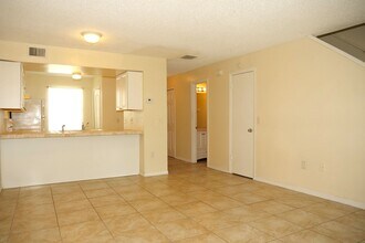 5522 Decatur St in Orlando, FL - Building Photo - Building Photo