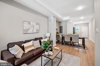 1607 Clifton Ave in Baltimore, MD - Building Photo - Building Photo