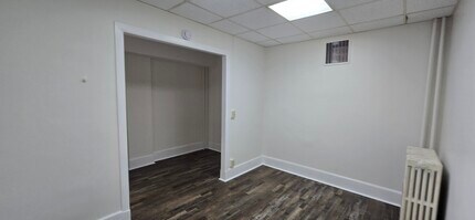 64 Central Ave, Unit First Floor Studio in Albany, NY - Building Photo - Building Photo