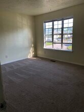 5417 Grand Lake Cres in Virginia Beach, VA - Building Photo - Building Photo