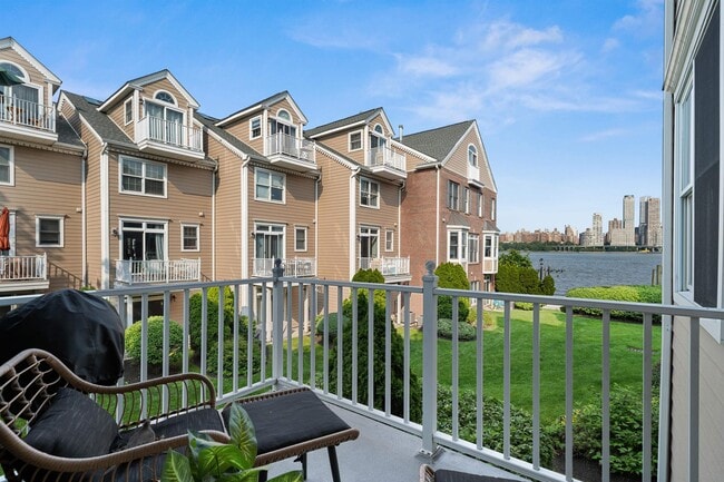 property at 449 Albany Ct