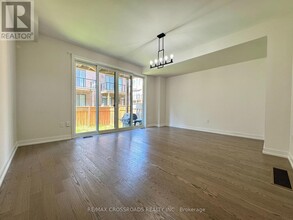 45 Fancamp Dr in Vaughan, ON - Building Photo - Building Photo