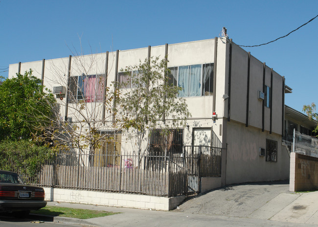 4337 Burns Ave in Los Angeles, CA - Building Photo - Building Photo