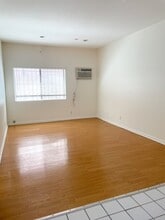 1816 N Gramercy Pl in Los Angeles, CA - Building Photo - Building Photo