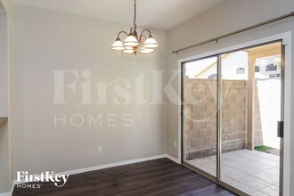 1336 W Wahalla Ln in Phoenix, AZ - Building Photo - Building Photo