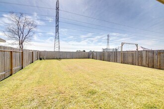 5815 Post Oak Manor Dr in Houston, TX - Building Photo - Building Photo