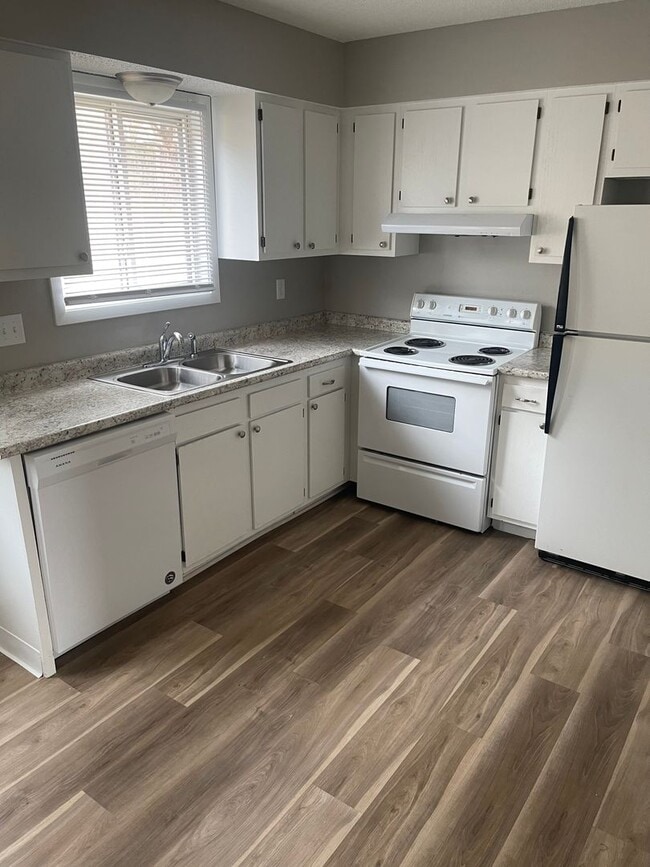 property at 3014 SE 17th St