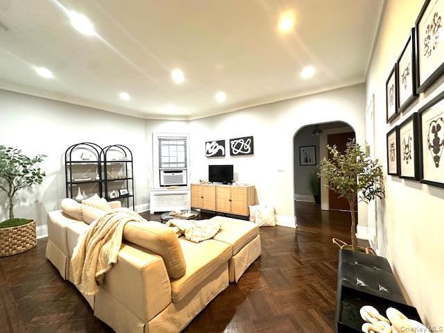 22-13 38th St in Queens, NY - Building Photo - Building Photo