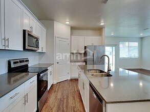 2705 W 3290 S in Syracuse, UT - Building Photo - Building Photo