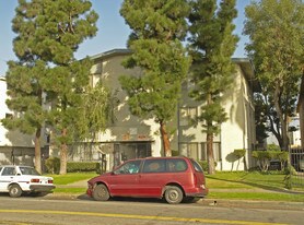 1546 S Wilton Pl in Los Angeles, CA - Building Photo