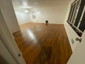 69 Isabella Ave in Bayonne, NJ - Building Photo - Building Photo