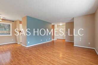 11200 SW 83rd Ave in Tigard, OR - Building Photo - Building Photo