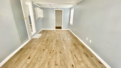 2521 1st Pl in Lubbock, TX - Building Photo - Building Photo