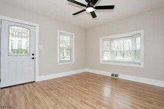 60 Ramapo Ave in Oakland, NJ - Building Photo - Building Photo