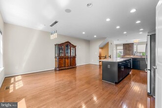 3218 Vogel Rd in Ellicott City, MD - Building Photo - Building Photo