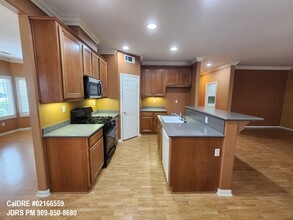 9143 W Rancho Park Cir in Rancho Cucamonga, CA - Building Photo - Building Photo