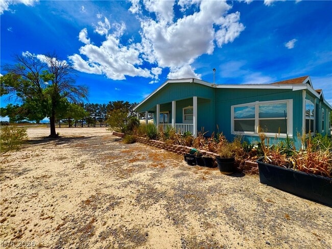 561 Janet Ln in Pahrump, NV - Building Photo - Building Photo