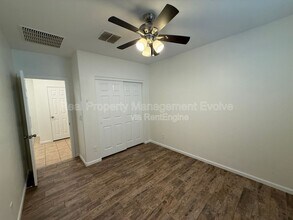 36812 Yellowstone Dr in San Tan Valley, AZ - Building Photo - Building Photo