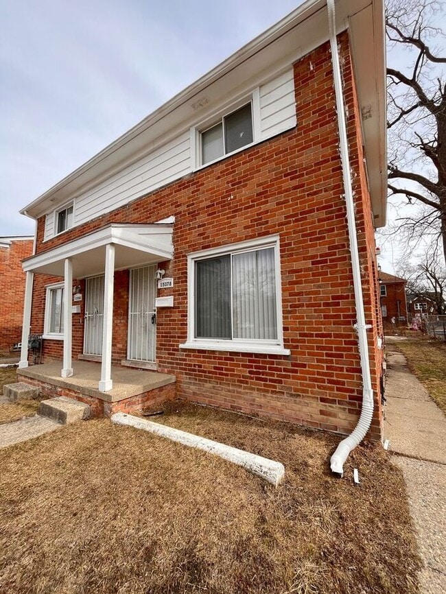 property at 15378 Meyers Rd
