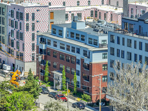 Penniman on the Park in Allston, MA - Foto de edificio - Building Photo