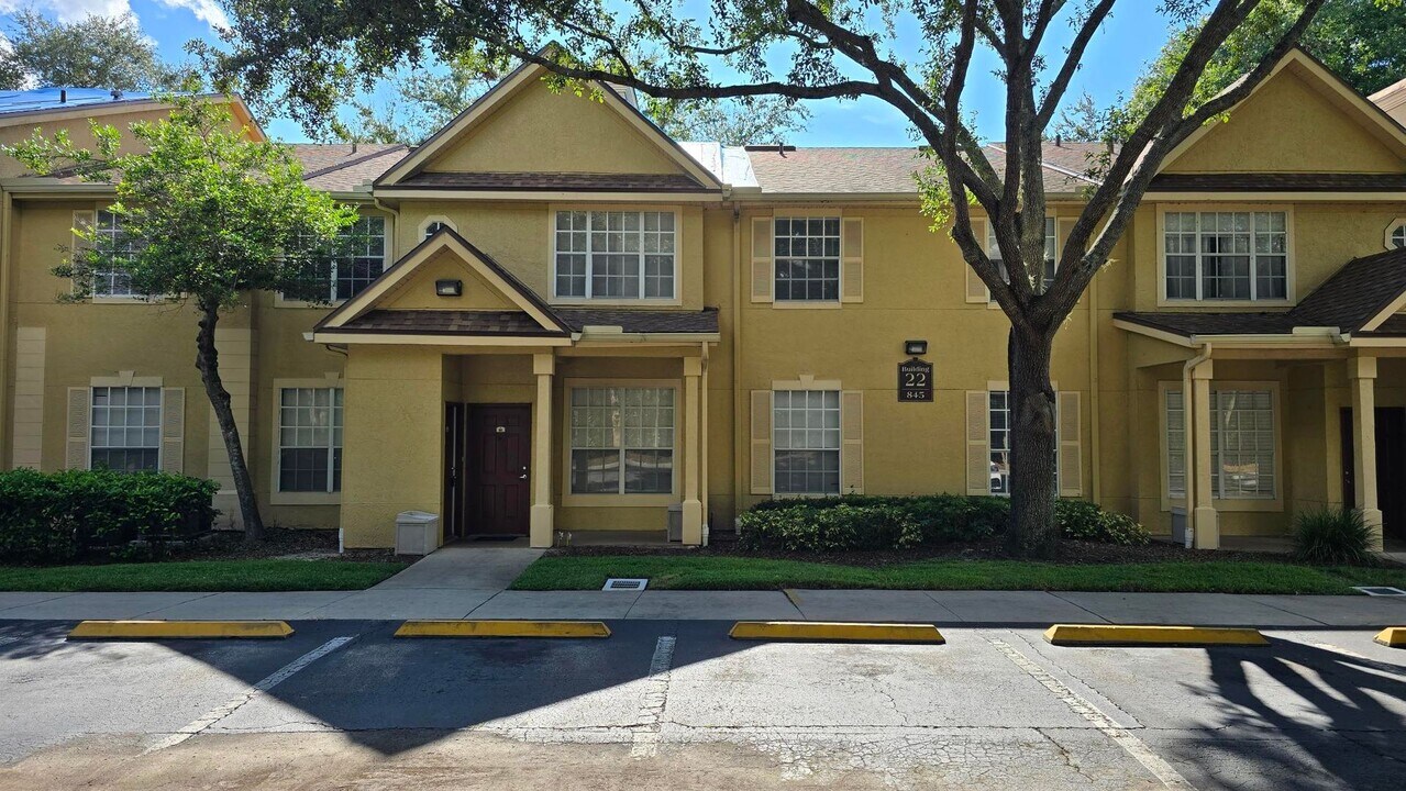 845 Grand Regency Pointe in Altamonte Springs, FL - Building Photo