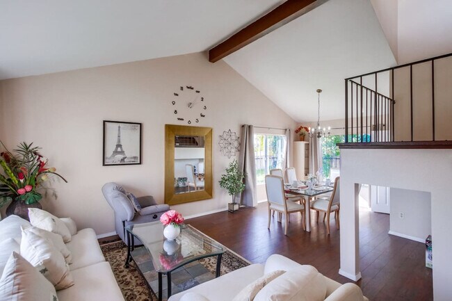 6434 Bullock Dr in San Diego, CA - Foto de edificio - Building Photo